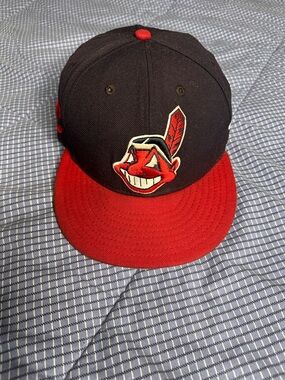 "Vintage Cleveland Indians New Era 59FIFTY Fitted Hat - Chief Wahoo - Navy/Red"